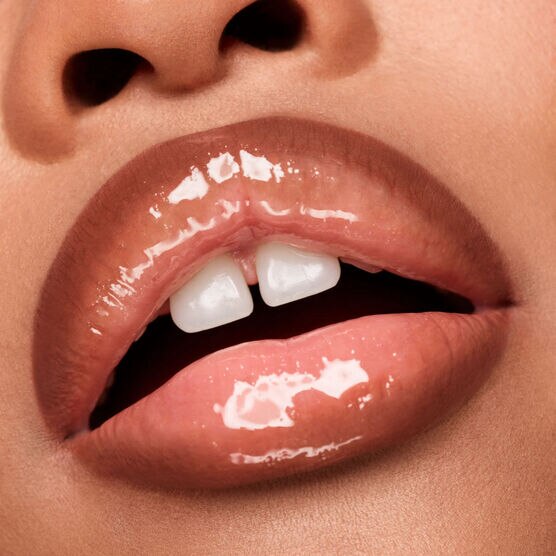 TRACE'D OUT L�PIS LABIAL RUBBABANDZ